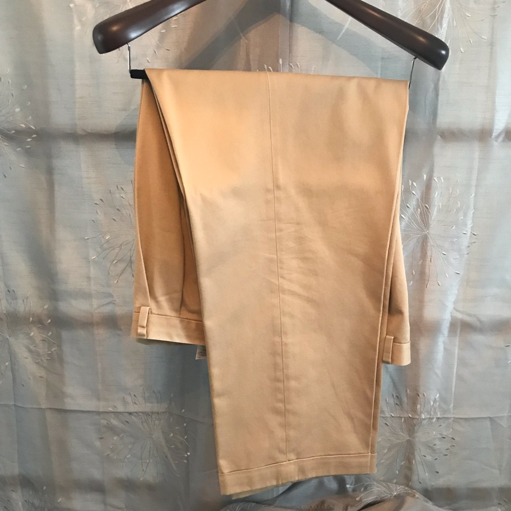 Brooks Brook Madison Khakis (44-32, cuffed)